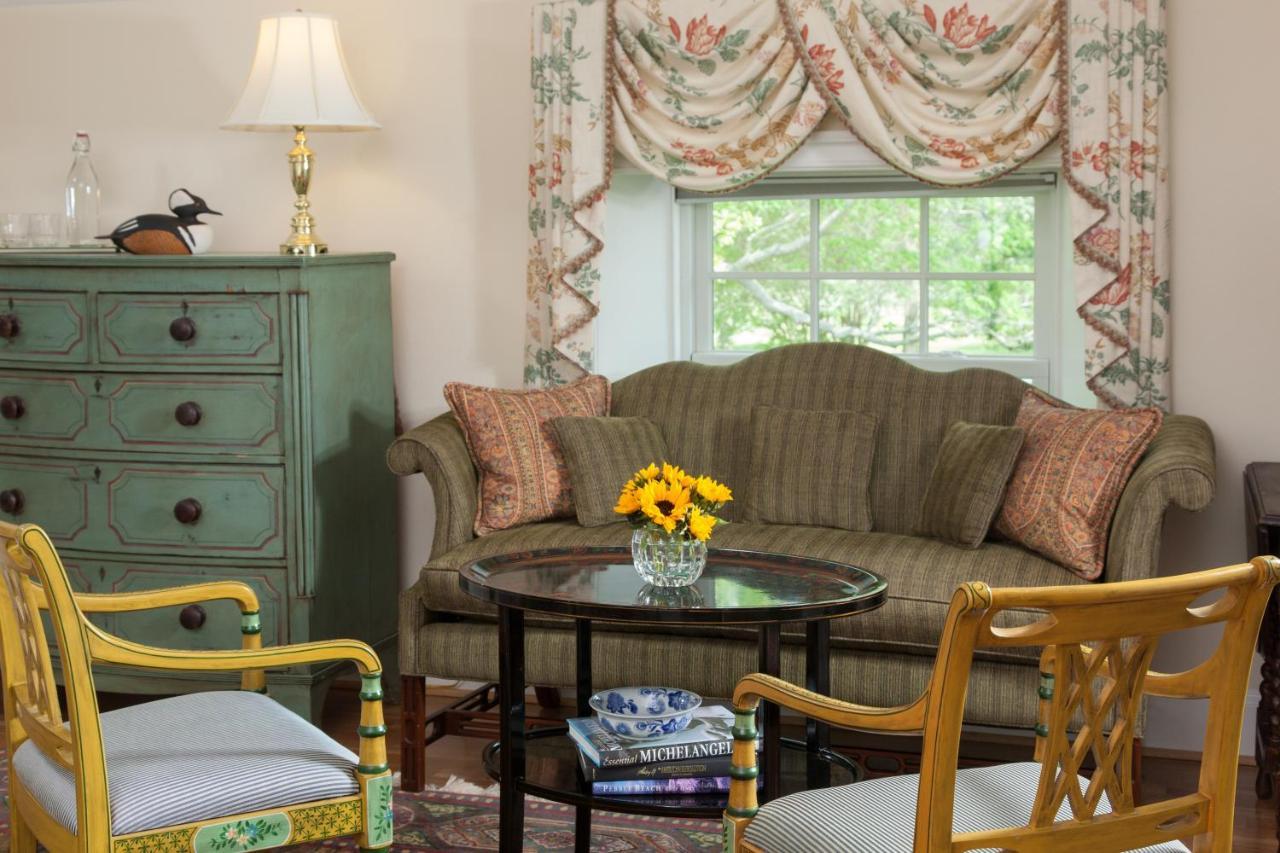 Gloucester Inn At Warner Hall المظهر الخارجي الصورة