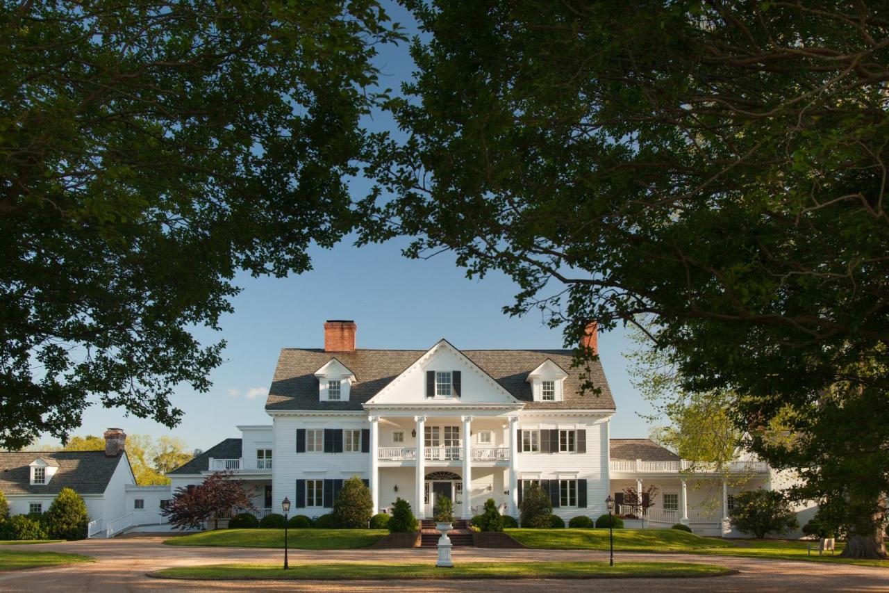Gloucester Inn At Warner Hall المظهر الخارجي الصورة
