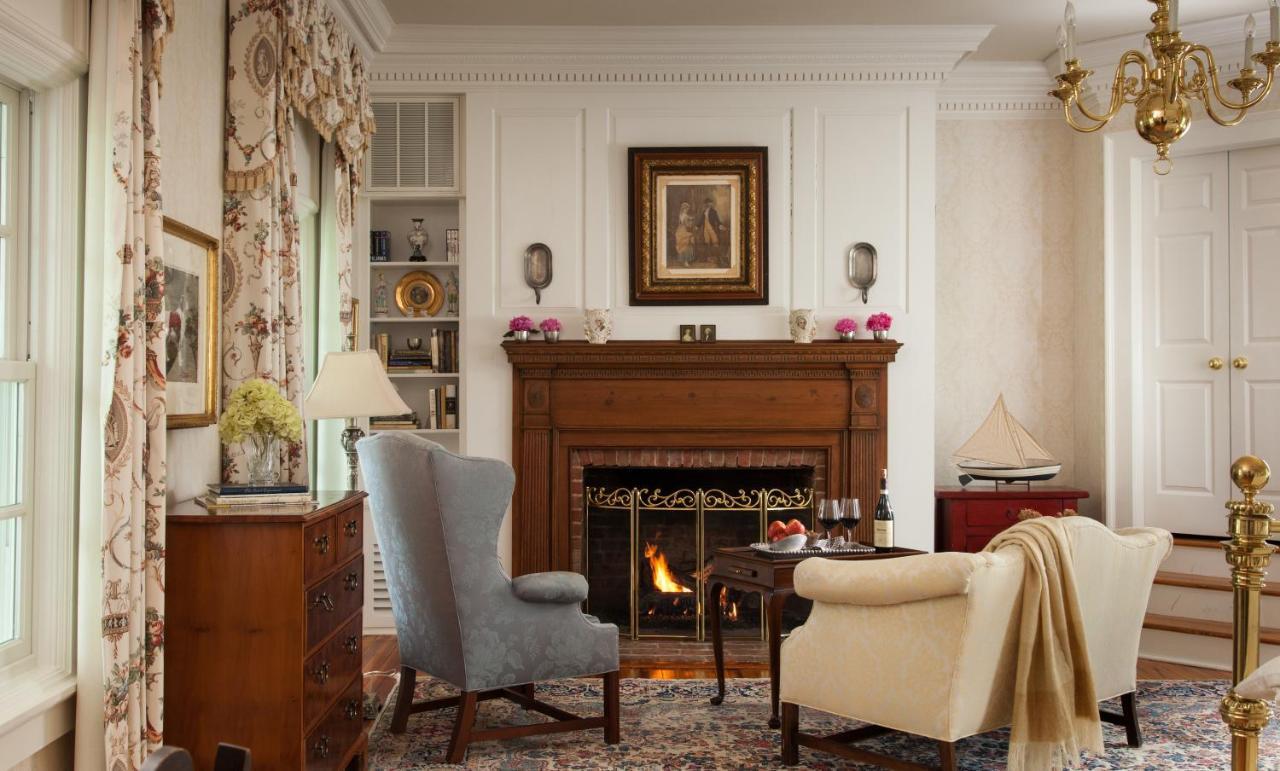Gloucester Inn At Warner Hall المظهر الخارجي الصورة